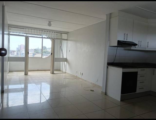1 BEDROOM APARTMENT FOR SALE IN OVERPORT